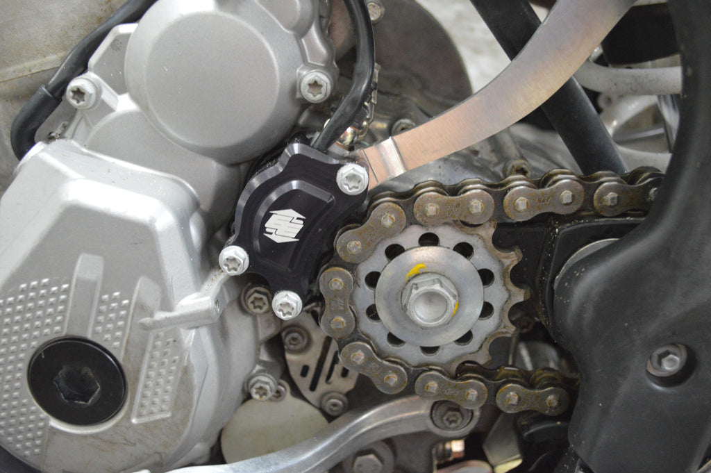 Clutch Cylinder Guard Gas/Hus/Ktm