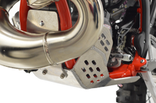 Load image into Gallery viewer, Xtreme Skidplate Beta