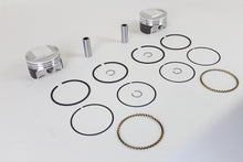 Load image into Gallery viewer, Wiseco Tracker Series Piston Set