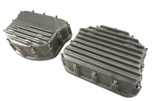 Load image into Gallery viewer, Finned Panhead Rocker Box Cover Set