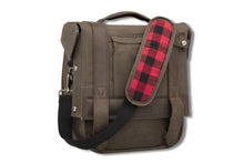 Load image into Gallery viewer, Single Saddlebag Dark Oak