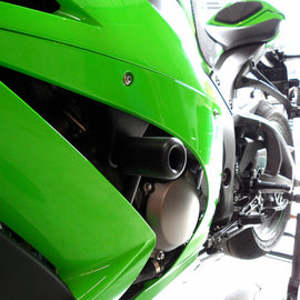 SHOGUN Frame Sliders No Cut Black for motorcycle body protection, featuring durable black frames with mounting hardware.