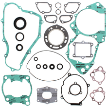 Load image into Gallery viewer, Complete Gasket Set With Oil Seals