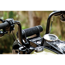 Load image into Gallery viewer, ROAD THUNDER SOUND BAR PLUS -KURYAKYN - The Speed Shop Canada