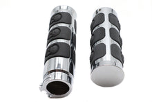 Load image into Gallery viewer, Chrome Band Style Skull Grip Set