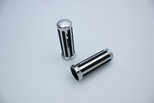 Load image into Gallery viewer, Rail Style Grip Set