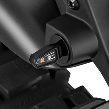 Load image into Gallery viewer, 701 Led Turn Signals W/Taillight Blk W/Clr Lens Pr