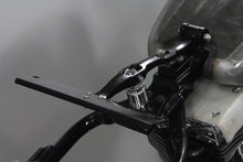 Load image into Gallery viewer, Black Seat T and Chrome Piston Kit