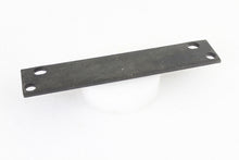 Load image into Gallery viewer, 8-1/2 inch Solo Seat Cross Strap