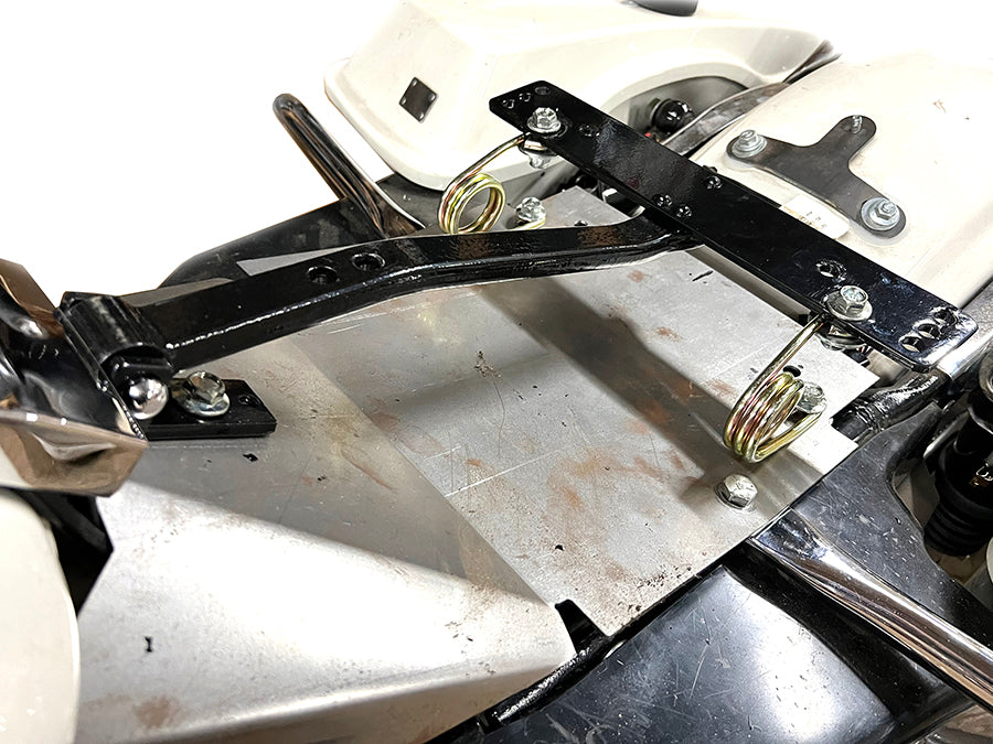 FLT Solo Seat Mount Kit