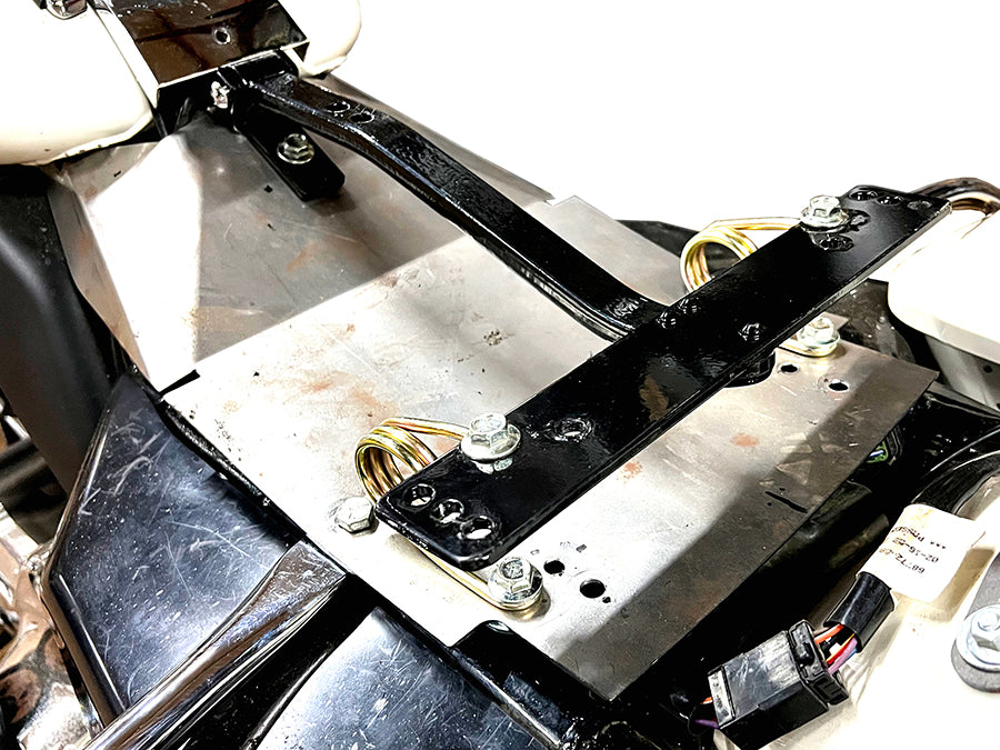 FLT Solo Seat Mount Kit