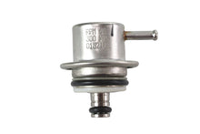 Load image into Gallery viewer, EFI Fuel Pressure Regulator