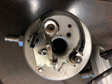 Load image into Gallery viewer, Retro 6 Volt Distributor Top Assembly