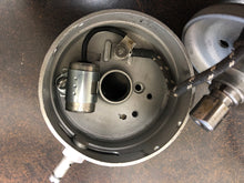 Load image into Gallery viewer, Retro 6 Volt Distributor Top Assembly
