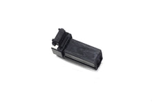 Load image into Gallery viewer, Amp 040 Series Wiring Connector 2-Wire Plug Housing