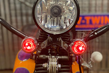 Load image into Gallery viewer, Replica Guide Bullet Marker Lamp Set Red