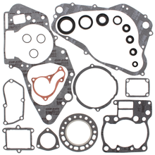Load image into Gallery viewer, Complete Gasket Set With Oil Seals