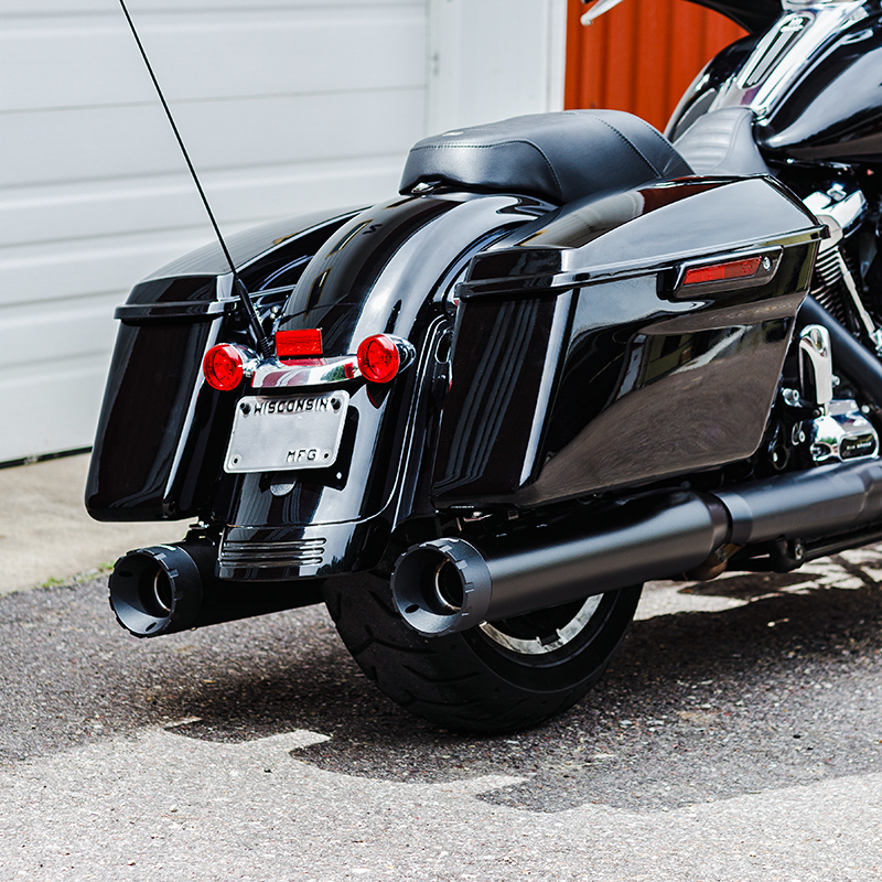 Monarch Muffler Black M8 Touring `17 21