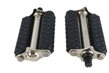 Load image into Gallery viewer, Standard Pedal Set