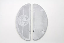 Load image into Gallery viewer, World's Fair 1940 Alloy Footboard Inserts