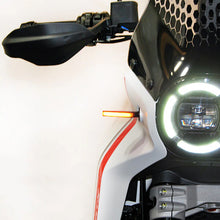 Load image into Gallery viewer, Front Led Turn Signals Duc