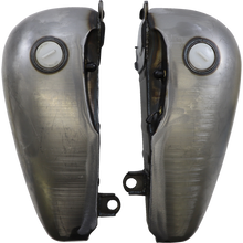 Load image into Gallery viewer, 3.5 GALLON FLATSIDE TANKS HARLEY DAVIDSON SOFTAILS 85-96 - The Speed Shop Canada