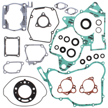 Load image into Gallery viewer, Complete Gasket Set With Oil Seals