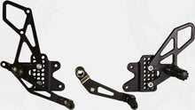 Load image into Gallery viewer, Rear Set Complete Blk Suz