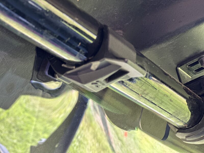 Versa Vent Windshield Hon Pioneer 1000