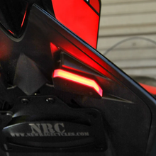 Load image into Gallery viewer, Fender Eliminator Tucked Apr