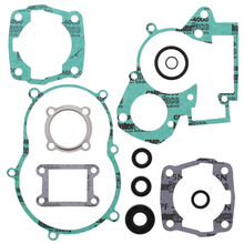Load image into Gallery viewer, Complete Gasket Set With Oil Seals