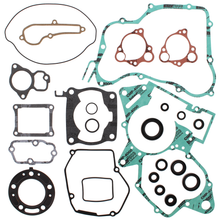 Load image into Gallery viewer, Complete Gasket Set With Oil Seals