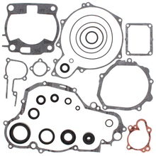 Load image into Gallery viewer, Complete Gasket Set With Oil Seals