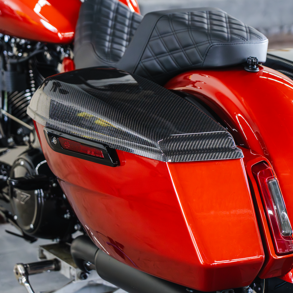 Carbon Fiber Saddlebag Lids Flh/Flt 23 25 (Ex Flhr)
