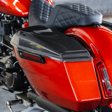 Load image into Gallery viewer, Carbon Fiber Saddlebag Lids Flh/Flt 23 25 (Ex Flhr)