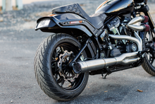 Load image into Gallery viewer, Grand Prix 2 1 Black M8 Softail `18 23 W/Fwds