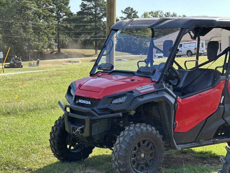 Versa Vent Windshield Hon Pioneer 1000