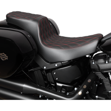 Load image into Gallery viewer, DRAG PREDATOR PERFORMANCE 2UP SEATS HARLEY DAVIDSON SOFTAILS 18-25 - The Speed Shop Canada