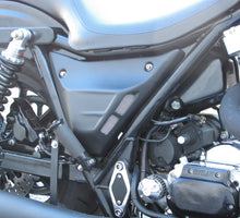 Load image into Gallery viewer, VS HARLEY FXR SIDE COVERS VENTED - The Speed Shop Canada
