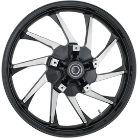 HURRICANE 18X5.5