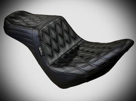 LEPARA TAILWHIP SEAT BLACK DOUBLE DIAMOND 00-07 HARLEY SOFTAILS - The Speed Shop Canada
