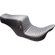 Load image into Gallery viewer, LEPARA TAILWHIP UPFRONT SEAT DIAMOND  08-24 HARLEY DAVIDSON BAGGERS - The Speed Shop Canada