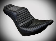 Load image into Gallery viewer, LEPARA TAILWHIP SEAT BLACK PLEATED 18-25 HARLEY DAVIDSON SOFTAIL FXLR/S/ST - The Speed Shop Canada