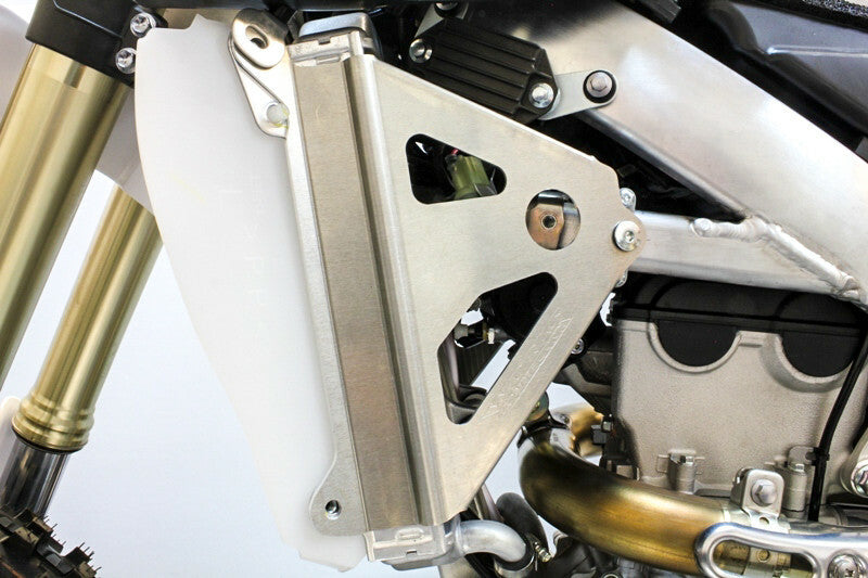 Rear Master Cyl Guard Yam