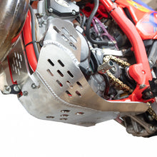 Load image into Gallery viewer, Xtreme Skidplate Beta