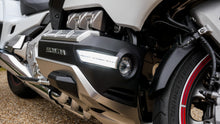 Load image into Gallery viewer, Cowl Light Kit Chrome Drl+Sequential Led Hon