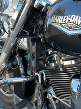 Load image into Gallery viewer, Oil Cooler M8 Touring `17 23 (Chopped Guard)