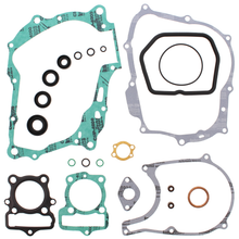 Load image into Gallery viewer, Complete Gasket Set With Oil Seals