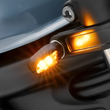 Load image into Gallery viewer, 701 Led Turn Signals Black W/Clear Lens Pr