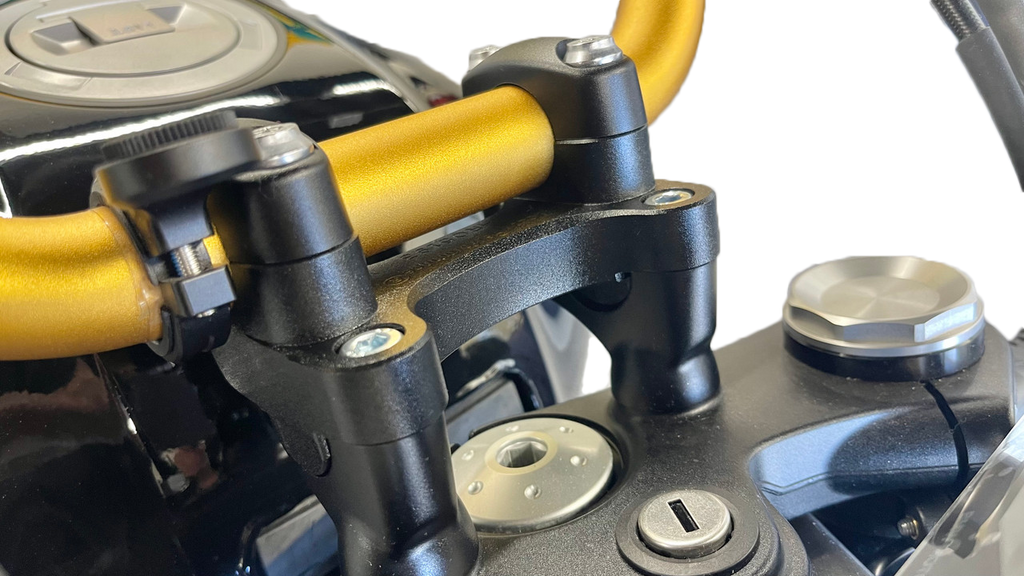 Handlebar Risers Tour Black Bmw
